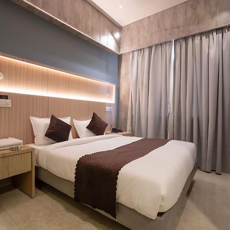 Hotel Grand Seasons- Navi Mumbai Exterior foto